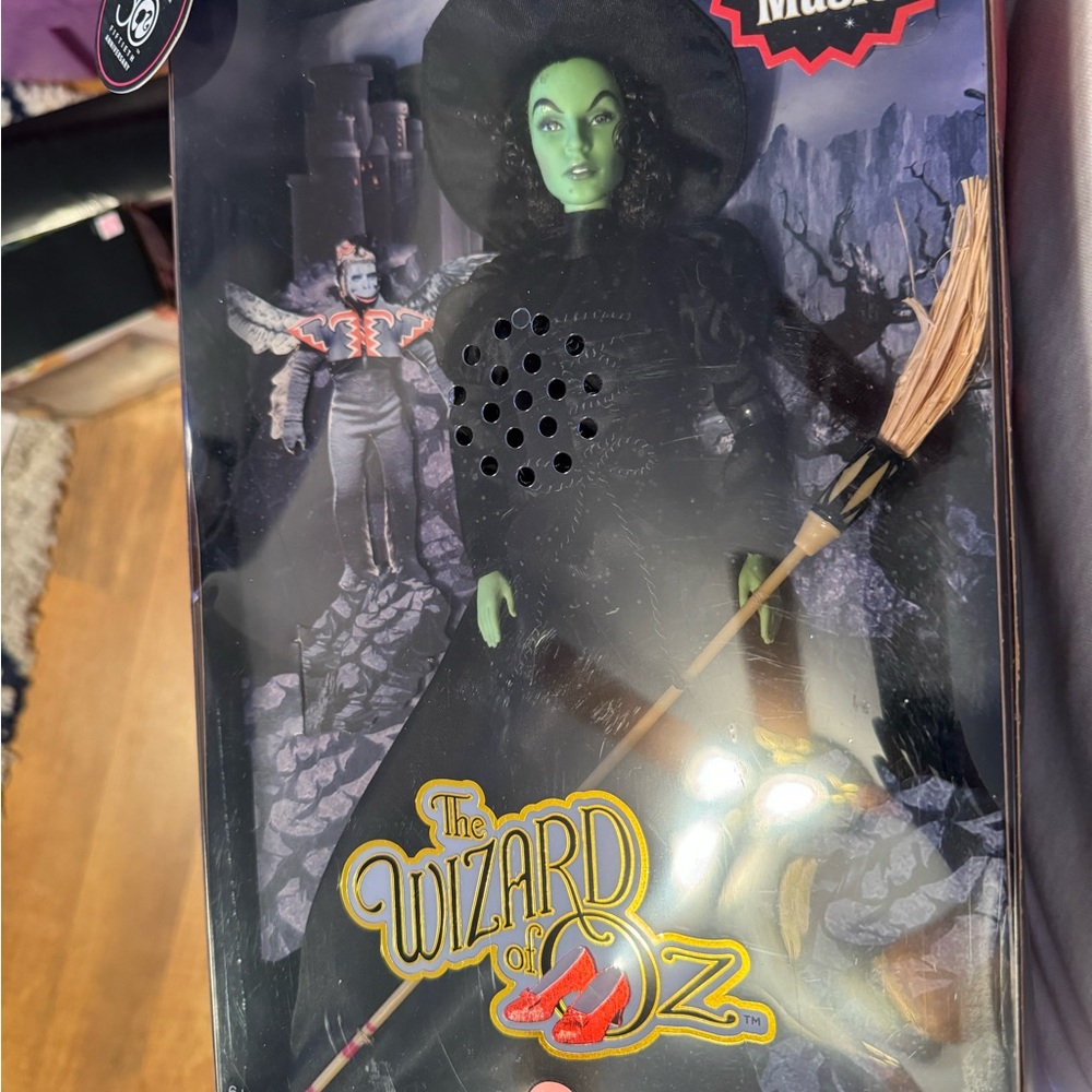 Wizard of Oz Barbie Collection - Picture 8 of 10